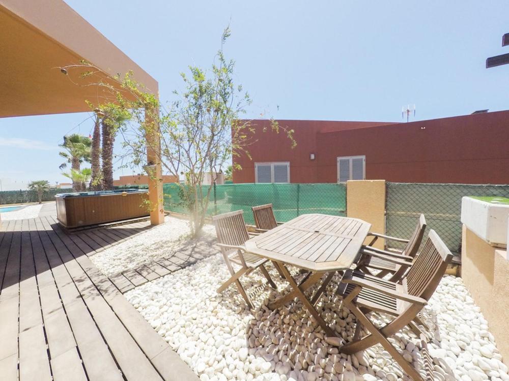 Villa La Marosca - Jacuzzi, Private Pool, 3 Bedrooms Caleta De Fuste Kültér fotó